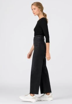 Prix Malin HALLHUBER T-shirt à manches longues t-shirts et tops col bateau femme -France Hallhuber Soldes Boutique 1d81e9442f3748d98e5daf521cb53f1a