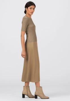 HALLHUBER T-shirt basique Prix Accessible t-shirts et tops col rond femme -France Hallhuber Soldes Boutique 1f164e45a8604243bca5d0b8d4f934ea