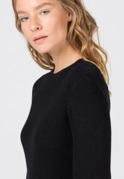 Marchandise de première qualité HALLHUBER Robe pull robes normale femme -France Hallhuber Soldes Boutique 2deb10337b8645cda9e8ddcd816fd4e2