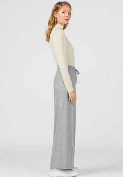 HALLHUBER Prix Imbattable MIT PUFF - T-shirt à manches longues t-shirts et tops col officier femme -France Hallhuber Soldes Boutique 4b0e5a7704304d198e089ef8400625b9