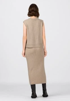 Prix Ourlé HALLHUBER Pullover pulls et gilets col rond femme -France Hallhuber Soldes Boutique 840affa8eabe4388a2576e8b73bf63be