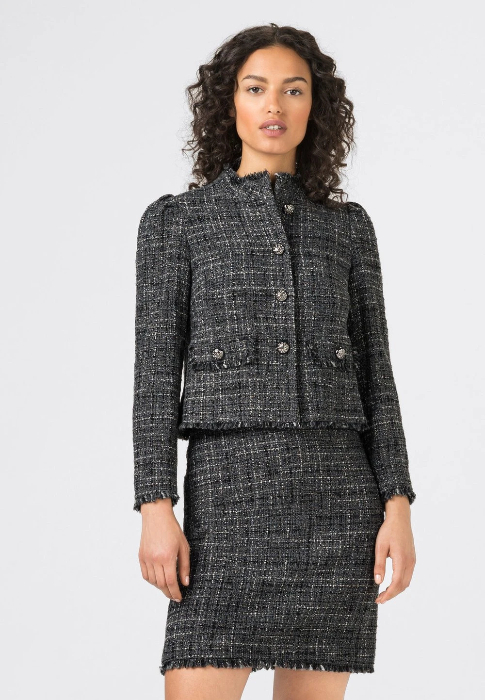 HALLHUBER CROPPED MIT METALLKNÖPFEN - Blazer Prix De Rêve vestes col officier femme 1 HALLHUBER CROPPED MIT METALLKNÖPFEN - Blazer Prix De Rêve vestes col officier femme