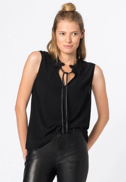 HALLHUBER Prix Cassé Débardeur t-shirts et tops col en v femme 3 HALLHUBER Prix Cassé Débardeur t-shirts et tops col en v femme -France Hallhuber Soldes Boutique a7a8226ecd594cfe81537b81b51c6b08