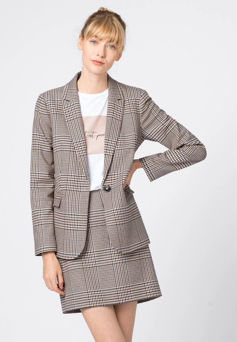 HALLHUBER Prix Usine Blazer vestes col rond femme 1 HALLHUBER Prix Usine Blazer vestes col rond femme