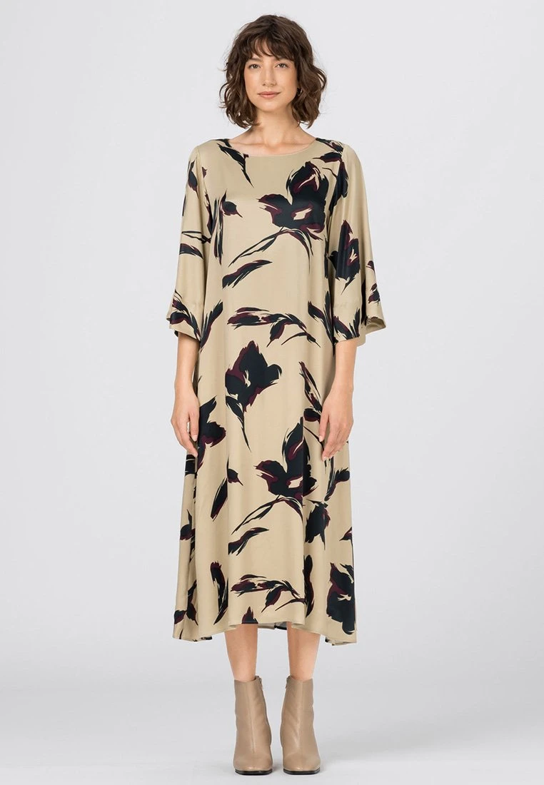 HALLHUBER Promos OVERSIZE MIT TROMPETENÄRMELN - Robe de jour robes col rond femme 1 HALLHUBER Promos OVERSIZE MIT TROMPETENÄRMELN - Robe de jour robes col rond femme