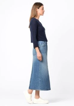 Prix Malin HALLHUBER Gilet pulls et gilets col rond femme -France Hallhuber Soldes Boutique c1bb4e69e9794e46a452e5f889334558