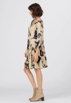 Qualité Garantie HALLHUBER MIT STUFENVOLANTS - Robe de jour robes col rond femme -France Hallhuber Soldes Boutique d471eb4cb5bc431da350788d8f191676